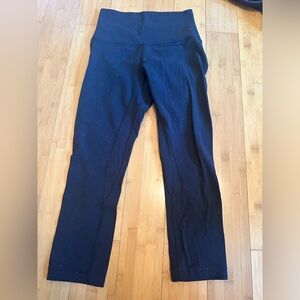 Black cropped Lululemon leggings